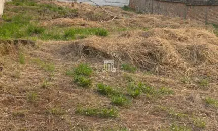 Terreno a venda com 450m², 10 metros de frente,  centro de jundiai / sp.