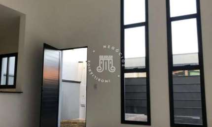CASA À VENDA COM 3 QUARTOS NO BAIRRO DA VILA RIO BRANCO EM JUNDIAÍ-SP.