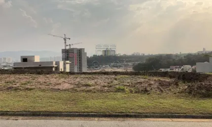 TERRENO À VENDA NO CONDOMÍNIO BOSQUE DO HORTO, NA CIDADE DE JUNDIAÍ/SP.