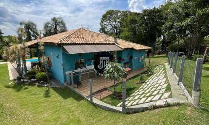 SÍTIO NO BAIRRO TRAVIÚ EM JUNDIAÍ-SP - COM LAGO, POMAR E 3 CASAS