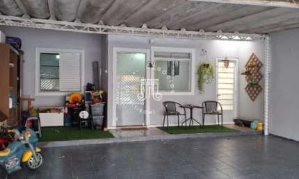 Casa térrea à venda com 131 m² no Jardim Esplanada em Jundiaí/SP