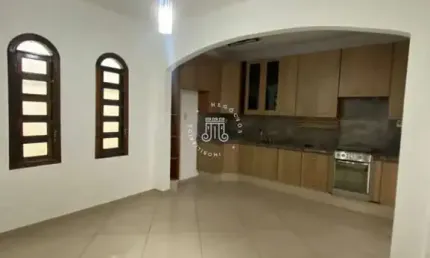 Casa térrea com edícula para venda ou locação no bairro Cidade Luiza em Jundiaí/SP