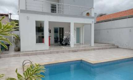 Casa Sobrado à venda no Bairro Horto de Santo Antônio em Jundiaí/SP
