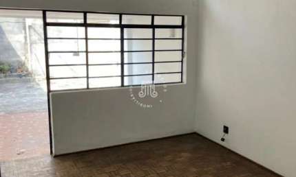Casa térrea à venda no Centro da Cidade de Jundiaí/SP