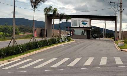 TERRENO À VENDA NO CONDOMÍNIO RESIDENCIAL LAGO AZUL EM JUNDIAÍ/SP