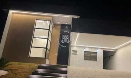 CASA TÉRREA A VENDA NO CONDOMÍNIO RESIDENCIAL CAMBARAH EM JARINÚ/SP.