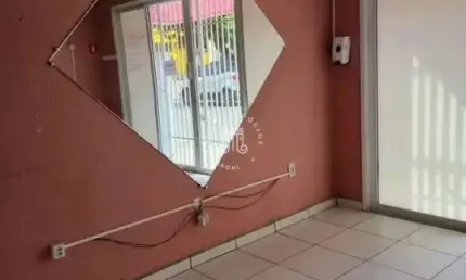 Casa comercial para locação localizada no bairro vila vianelo cidade de jundiaí-sp