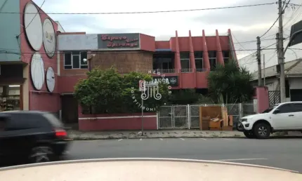 IMÓVEL COMERCIAL COM SALÕES E VÁRIAS SALAS NA AV. SÃO PAULO - JUNDIAÍ-SP