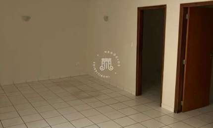 SOBRADO PARA LOCAÇÃO RESIDENCIAL OU COMERCIAL, LOCALIZADO NA VILA ARENS CIDADE DE JUNDIAÍ-SP