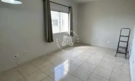 Apartamento para locação no bairro anhangabaú- jundiai - sp