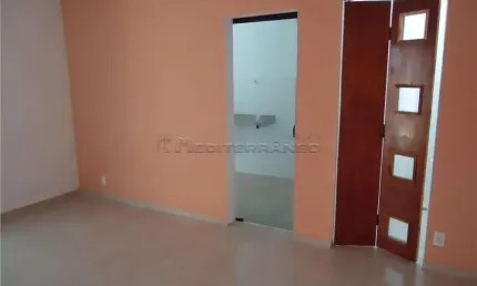 Casa comercial com 3 salas e 1 recepção no bairro medeiros em jundiaí/sp