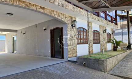 CASA SOBRADO COM 04 QUARTOS, 6 VAGAS DE GARAGEM E ÁREA GOURMET À VENDA NO JARDIM FLORESTAL - JUNDIAÍ/SP