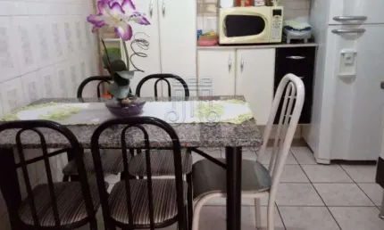 SOBRADO À VENDA NO BAIRRO ALMERINDA CHAVES, JUNDIAÍ / SP.