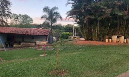 CHÁCARA À VENDA COM 02 CASAS LOCALIZADA NO BAIRRO CHÁCARAS SANTA MARTHA EM JUNDIAÍ-SP.