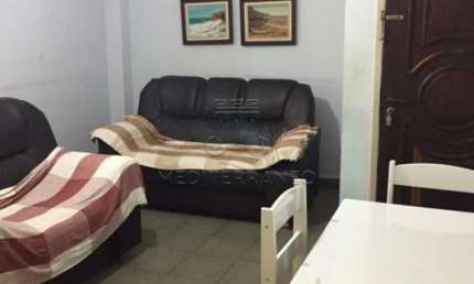 Apartamento à venda com 02 dormitórios no bairro Vila Guilhermina, na cidade de Praia Grande/SP.