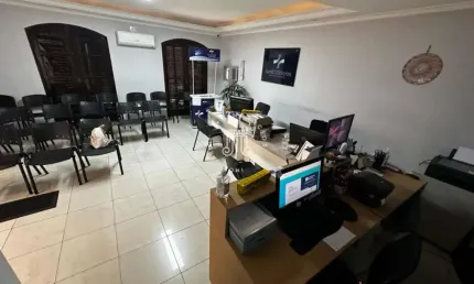 Excelente casa localizada no bairro jardim cica, na cidade de jundiaí-sp.