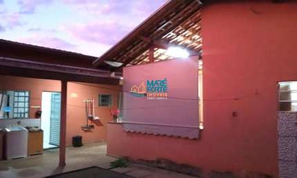 Casa ampla, arejada, no Bairro Bonfim em Taubaté SP