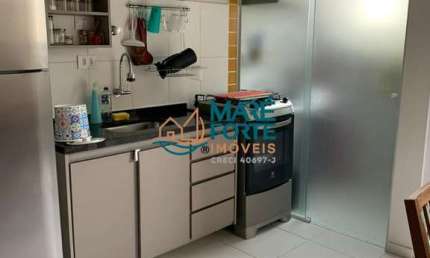 Apartamento  com dois dormitórios 400 metros da orla