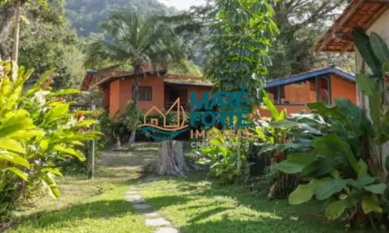( Oportunidade ) Área Pé na Areia com uma Casa estilo pousada em Ubatuba SP