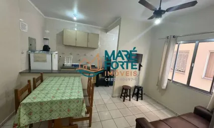 Apartamento amplo e mobiliado apenas 70 metros da Praia Grande