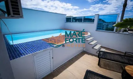 Cobertura com 04 dormitorios e piscina privativa pertinho do mar