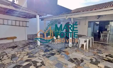 CASA PROXIMO A PRAIA DO PEREQUE AÇU COM 03 DORMITORIOS