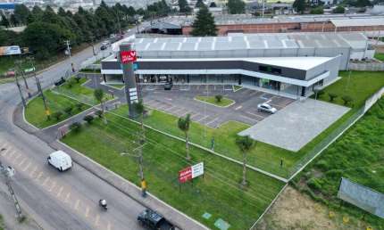 Ponto comercial para alugar na Rua Jatobá, 851, Eucaliptos, Fazenda Rio Grande por R$ 5.689