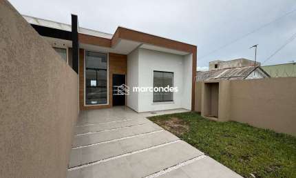 Casa com 3 quartos à venda na Rua Ucrânia, 539, Nações, Fazenda Rio Grande por R$ 590.000