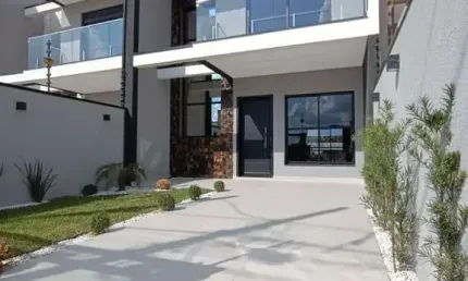 Casa com 3 quartos à venda na Travessa Fresia, 02, Eucaliptos, Fazenda Rio Grande por R$ 1.400.000