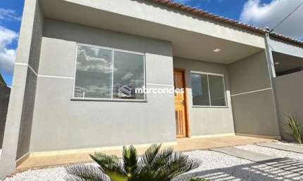 Casa com 2 quartos à venda na Travessa Piên, 210, Estados, Fazenda Rio Grande por R$ 490.000
