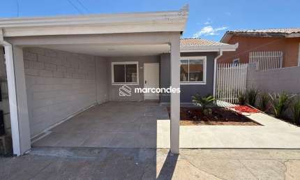Casa em condomínio fechado com 2 quartos à venda na Rua Papagaio, 1780, Gralha Azul, Fazenda Rio Grande por R$ 480.000