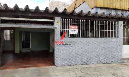 Casa Térrea para Venda no bairro Itaquera, 2 dorm, 2 vagas, 250m²