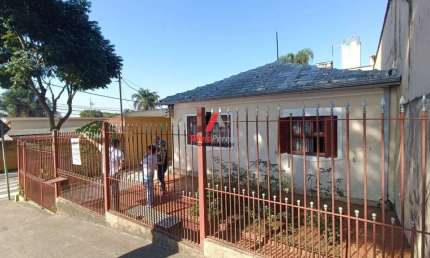 Imóvel com DUAS CASAS de esquina para venda em São Miguel Paulista -Vila São Silvestre
