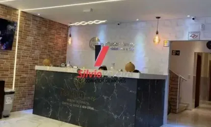 Predio Comercial para Venda e Locação; Recepção, 3 consultórios, laboratório, refeitório com 2 dorm(s), 3 vaga(s), 540 m²