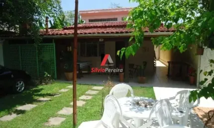 Casa (Terrea) para Venda, 4 dorm(s), 5 vaga(s), 160 m²