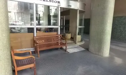 Apartamento com 3 quartos à venda na Rua Riachuelo, 1200, Centro Histórico, Porto Alegre