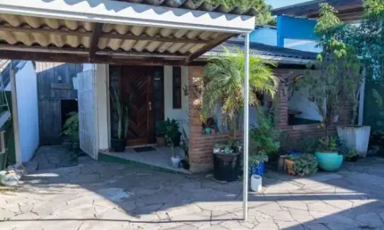 Casa com 2 quartos à venda na Rua José Garibaldi, E, Centro, Viamão