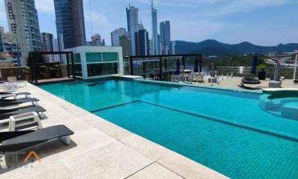 Apartamento com 4 quartos à venda na Rua 3700, 147, Centro, Balneário Camboriú