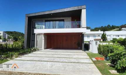 Casa Pronta para Morar no Condomínio Horizontal da Brava