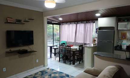Apartamento Mobiliado com 02 Dormitórios e Terraço - Locação anual - Bal. Camboriú/SC