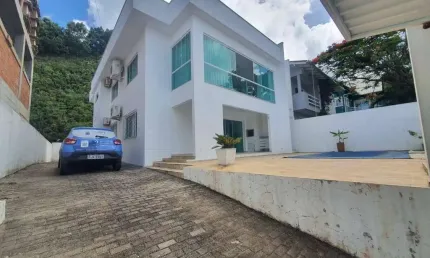 Casa com 4 quartos à venda na Rua José de Alencar, 205, Praia dos Amores, Balneário Camboriú