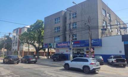 Sala comercial para alugar na Avenida Pernambuco, 1328, Navegantes, Porto Alegre, 38 m2 por R$ 790