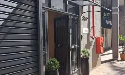Sala comercial à venda na avenida cristóvão colombo, floresta, porto alegre, 26 m2 por r$ 105.000