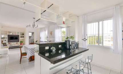 ACEITA PERMUTA - Casa Sobrado Padrão 4 dormitórios, 6 vagas, 308m2 privativos, São Lourenço-Curitiba-PR