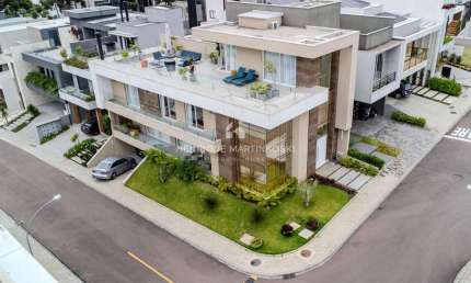 A Casa dos Seus Sonhos no Park Boulevard: Moderna, Confortável e com Elevador Privativo