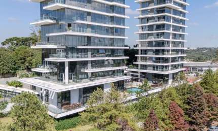 Apartamento alto padrão com vista 360º para o Parque Barigui – MAI Terrace | 245m² privativos | 3 (ou 4) suítes | 3 vagas