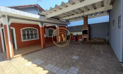 Casa com 2 dorms, jardim aguapeu, mongaguá - r$ 1.1 mi, cod: 2751