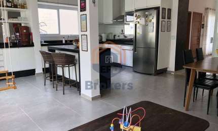 Casa Sobrado de Condominio em Distrito do Jacaré - Cabreúva, SP