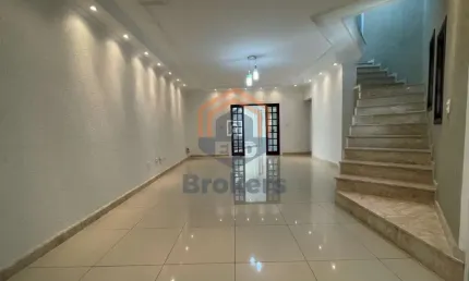 Casa com 3 quartos à venda na Rua Treviso, Jardim Cristina, Jundiaí