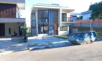 Casa Sobrado de Condominio em Chácaras Maringá - Atibaia, SP